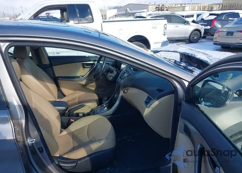 2013 Hyundai Elantra Limited z USA, uszkodzony, nr VIN 5NPDH4AE9DH205031